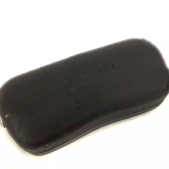 CHANEL Brown Vintage CC Logo Women’s Sunglasses - Picture 6 of 13